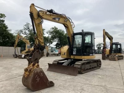 KOMATSU D20PL-7E