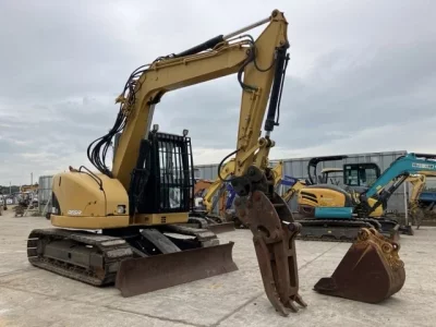 KOMATSU D20PL-7E