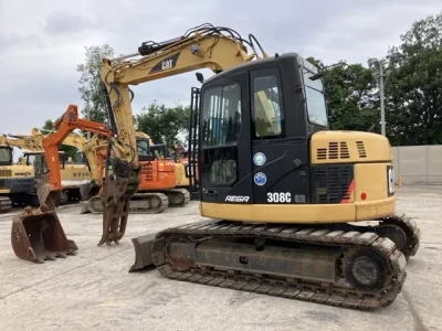 KOMATSU D20PL-7E