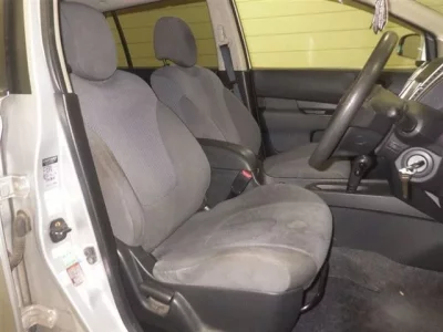 Nissan WINGROAD