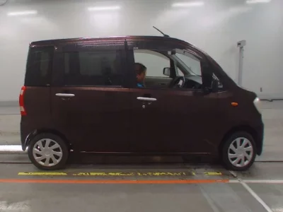 Daihatsu TANTO EXE