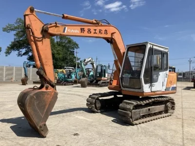 KUBOTA KH-60
