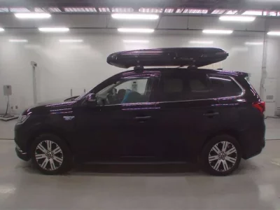 Mitsubishi OUTLANDER PHEV