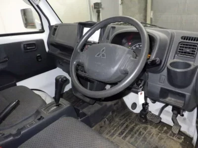 Mitsubishi MINICAB TRUCK
