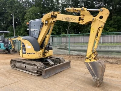 KOMATSU PC38UU-6