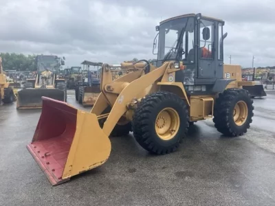 KOMATSU PC10-7E