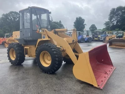 KOMATSU PC10-7E