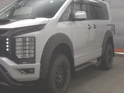 Mitsubishi DELICA D5