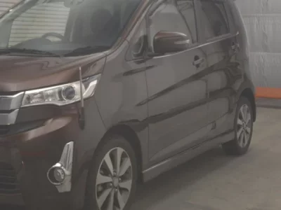 Mitsubishi EK CUSTOM