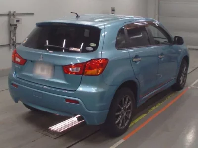Mitsubishi RVR