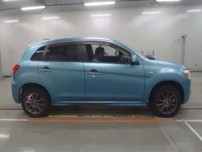 Mitsubishi RVR