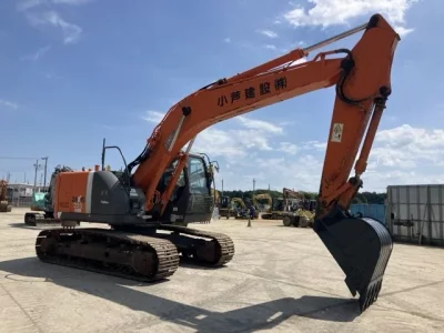 HITACHI ZX225USR-3
