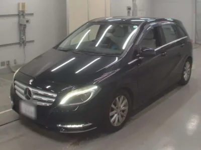 Mercedes-Benz B CLASS