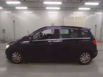 Mercedes-Benz B CLASS