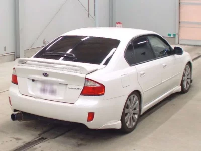 Subaru LEGACY B4