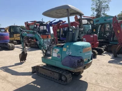 KOMATSU PC07-2