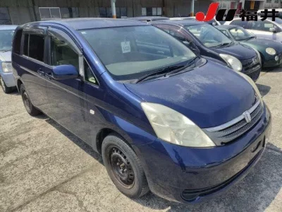 Toyota ISIS