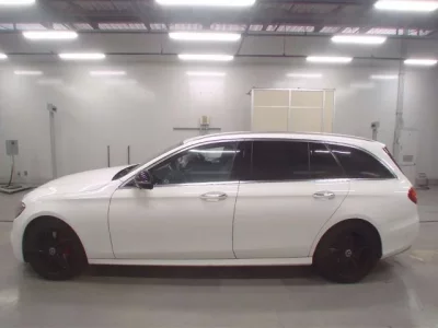 Mercedes-Benz E CLASS WAGON