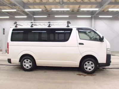 Toyota REGIUS ACE VAN