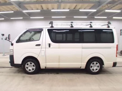 Toyota REGIUS ACE VAN