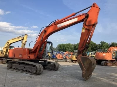 HITACHI EX200-2