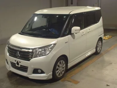 Mitsubishi DELICA D2