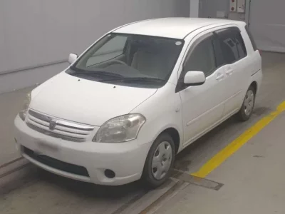 Toyota RAUM