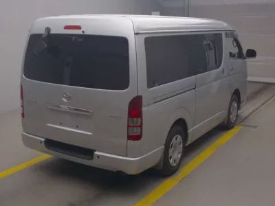 Toyota REGIUS ACE VAN