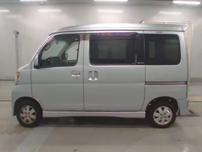 Daihatsu Atrai Wagon
