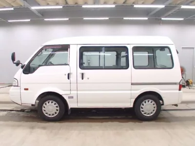 Mazda BONGO VAN