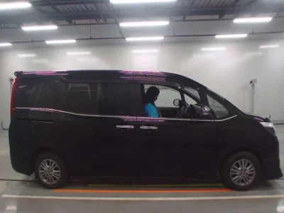 Toyota ESQUIRE