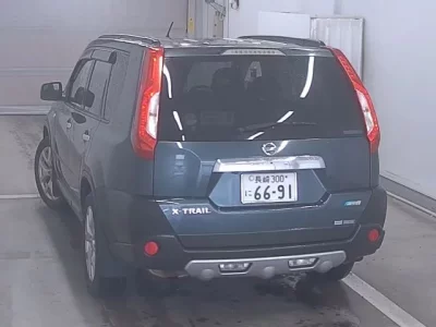 Nissan X-TRAIL