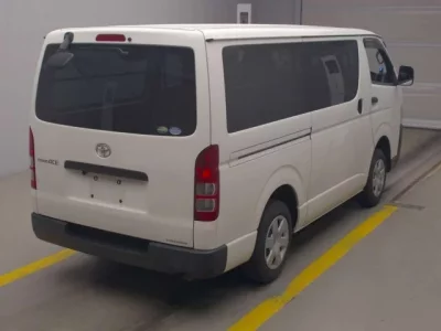 Toyota REGIUS ACE VAN