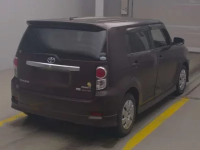 Toyota COROLLA RUMION
