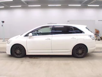 Toyota MARK X ZIO