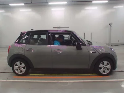 BMW MINI