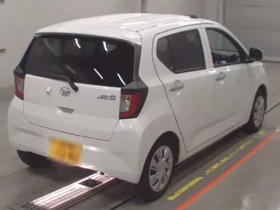 Daihatsu MIRA E S
