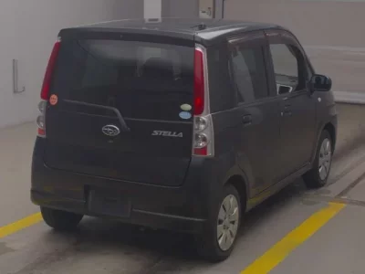 Subaru STELLA
