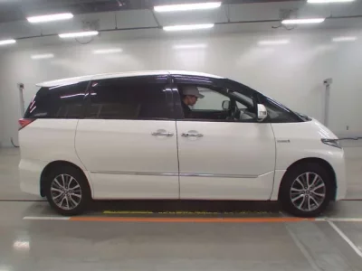 Toyota ESTIMA HYBRID