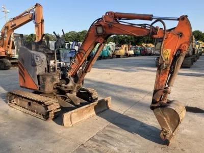HITACHI ZX17U-2