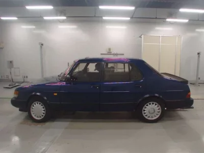 Saab 900 SERIES