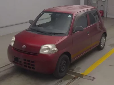 Daihatsu Esse
