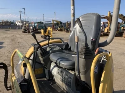 YANMAR VIO20-3