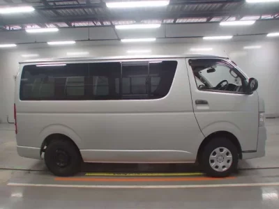 Toyota REGIUS ACE VAN