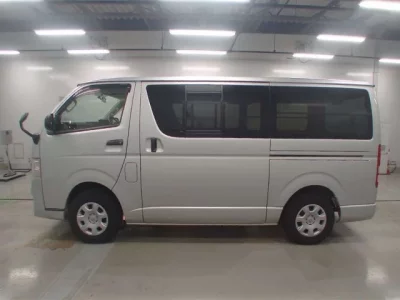Toyota REGIUS ACE VAN