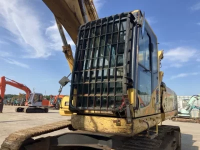 KOMATSU PC300LC-8