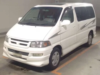 Toyota HIACE REGIUS