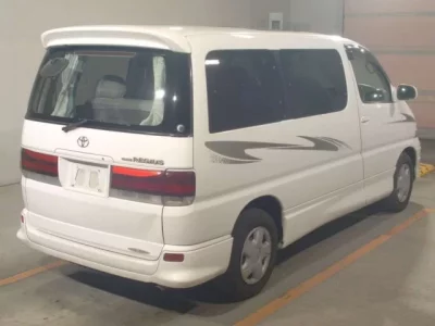 Toyota HIACE REGIUS
