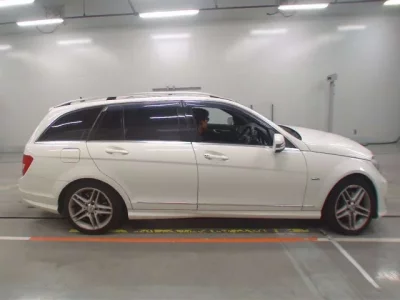 Mercedes-Benz C CLASS WAGON