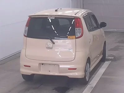 Suzuki MRWAGON
